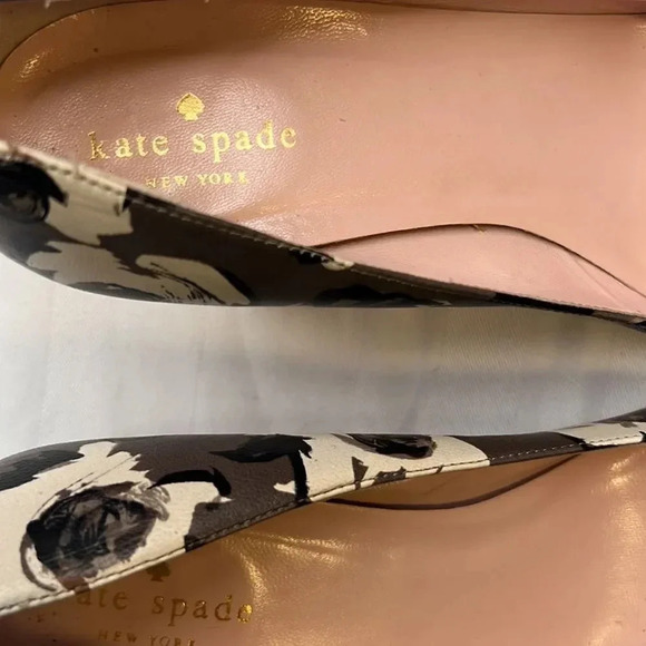 Kate Spade black floral heels size 10b - Picture 4 of 7